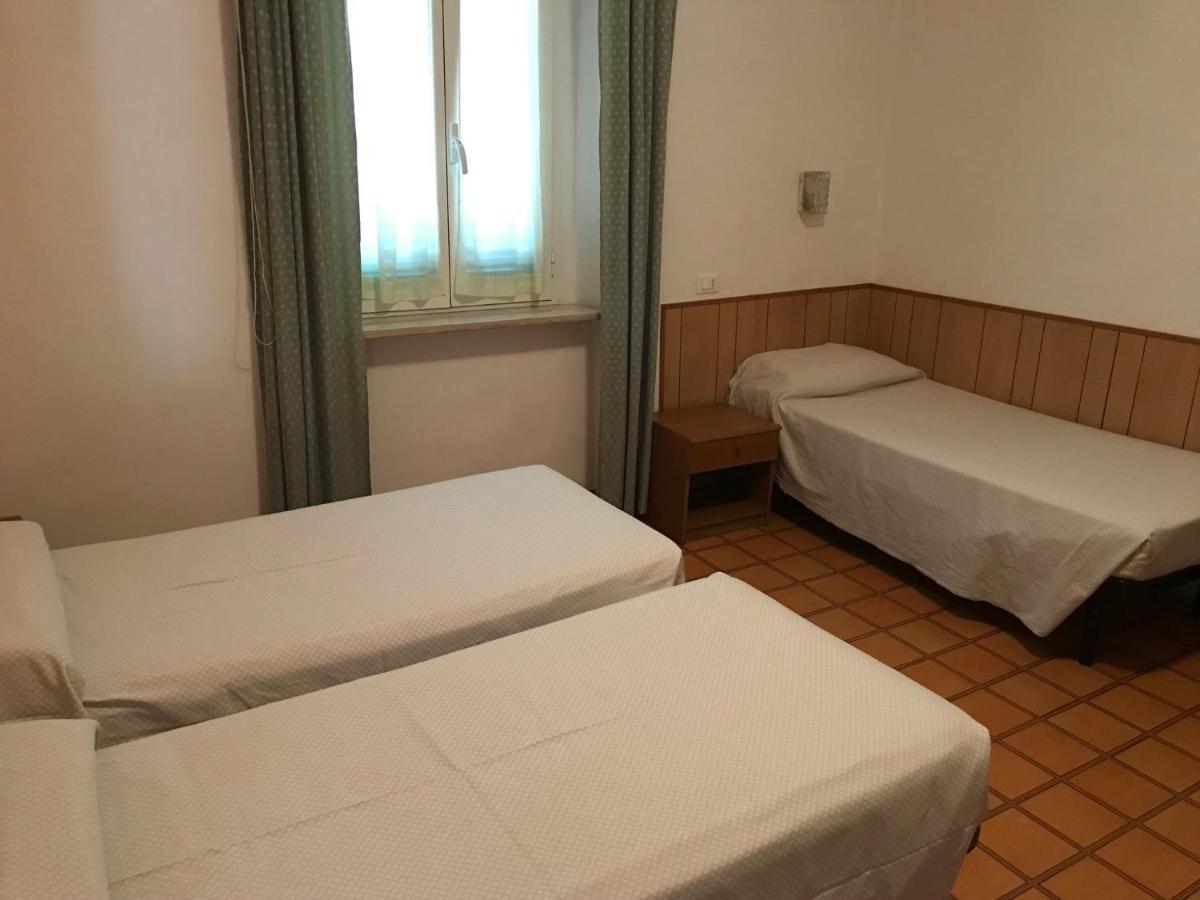 Hotel Amico Fritz Livorno Esterno foto